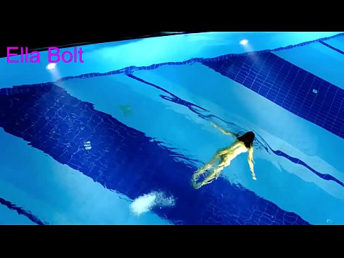 ❤️ Non posso smettere di guardare, giovane bionda catturata nuotare nuda nella piscina del resort ELLA BOLT Porno duro al it.hentaibar-com.ru